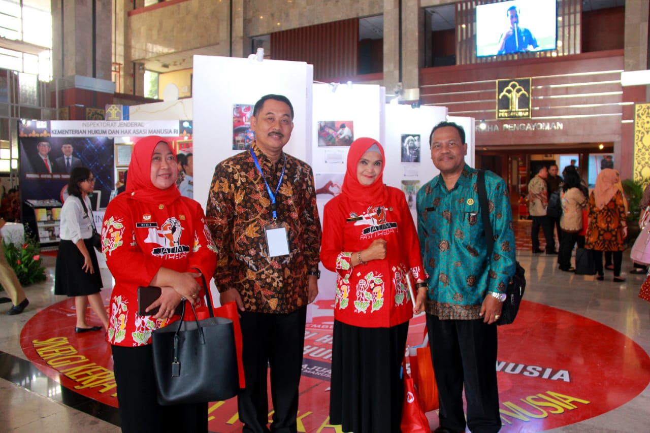 Penghargaan Kabupaten Peduli Hak Asasi Manusia 